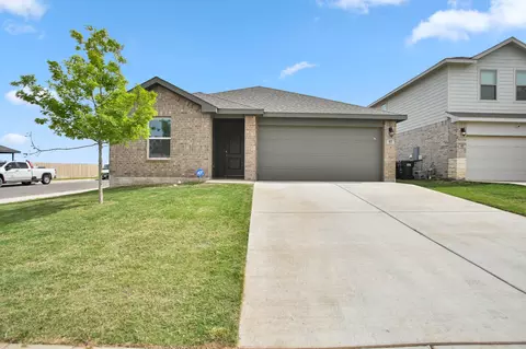 401 14th St, Wolfforth, TX 79382