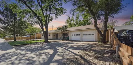 2103 68th St, Lubbock, TX 79412