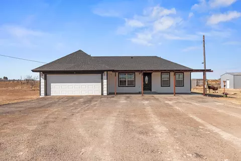 3131 N Alamo Rd, Levelland, TX 79336