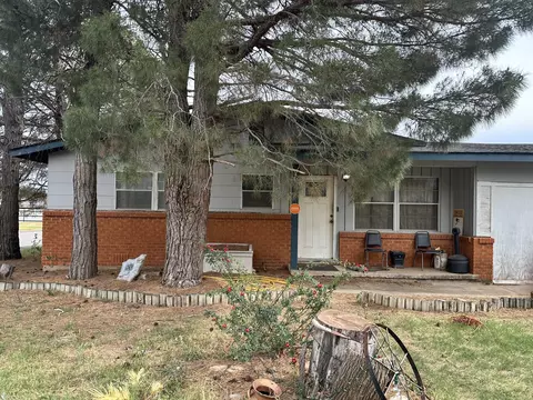 200 33rd St, Snyder, TX 79549