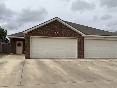 5543 Itasca St, Lubbock, TX 79416