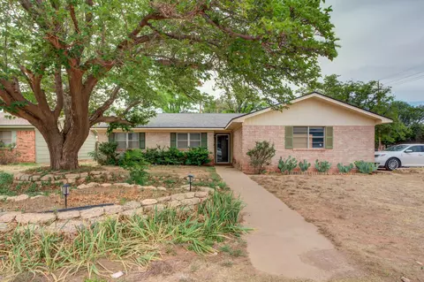4802 53rd St, Lubbock, TX 79414