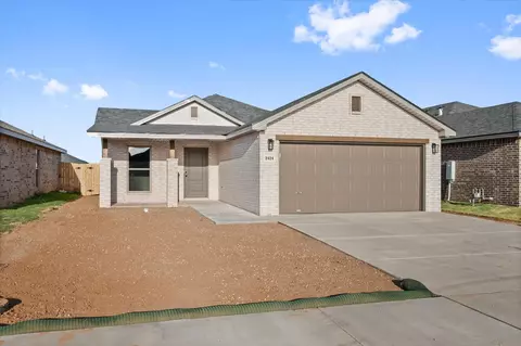 2424 Aberdeen Ave, Wolfforth, TX 79382