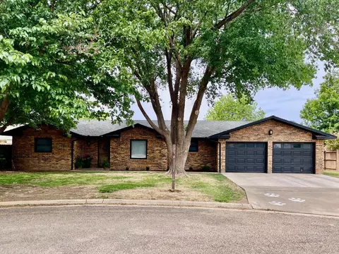 206 S Garland St, Plainview, TX 79072