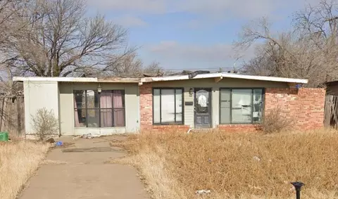 1921 Parkway Dr, Lubbock, TX 79403