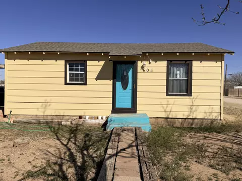 604 Avenue K, Ralls, TX 79357