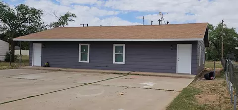 911 E 37th St, Lubbock, TX 79404
