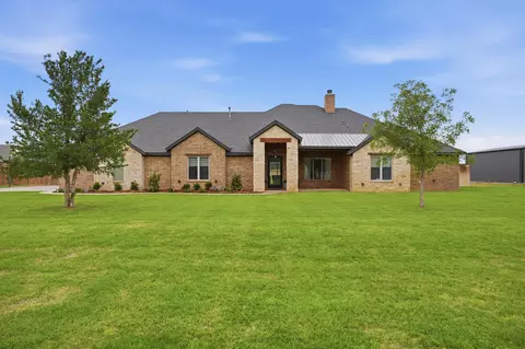 1046 Comanche Rd, New Home, TX 79381