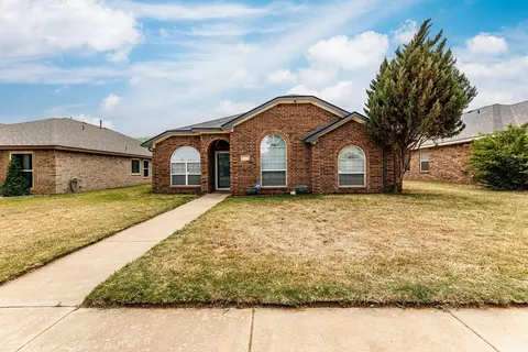 5213 Itasca St, Lubbock, TX 79416