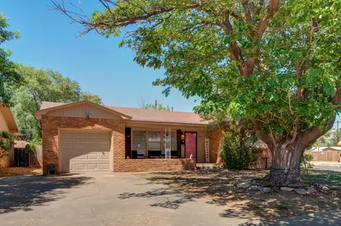3102 39th St, Lubbock, TX 79413