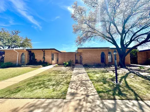 5043 27th St, Lubbock, TX 79407