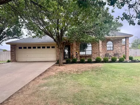 Exterior - 1417 Kings, Plainview, TX 79072 photo 2 of 5