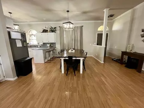 Dining - 1417 Kings, Plainview, TX 79072 photo 1 of 1