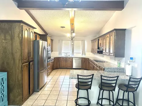 Kitchen - 1305 Itasca St, Plainview, TX 79072 photo 1 of 1