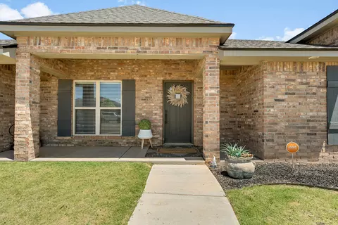 130 Augustine Ct, Wolfforth, TX 79382