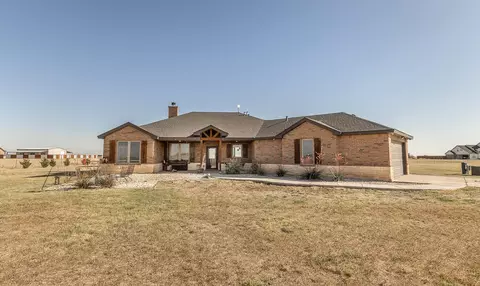 7905 E County Road 5500, Idalou, TX 79329