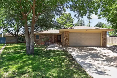 608 Alto Cir, Denver City, TX 79323