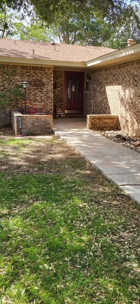 608 Alto Cir, Denver City, TX 79323
