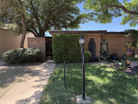 5015 27th St, Lubbock, TX 79407
