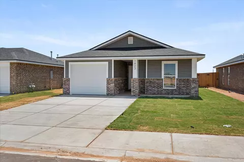 7423 64th St, Lubbock, TX 79407