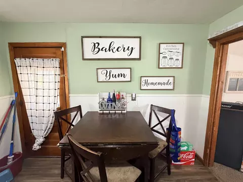 Dining - 207 SE 5th St, Plainview, TX 79072 photo 1 of 1