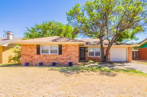 4937 7th St, Lubbock, TX 79416