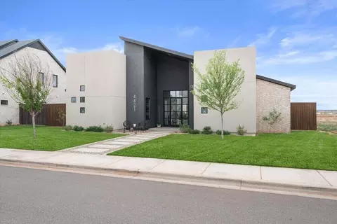 4421 142nd St, Lubbock, TX 79424