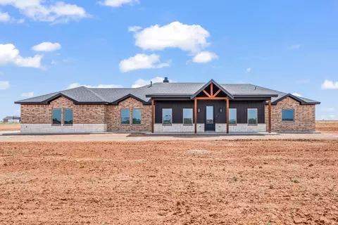 8005 County Road 6100, Shallowater, TX 79363
