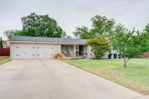 6009 Vernon Ave, Lubbock, TX 79412