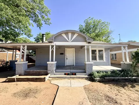 2119 15th St, Lubbock, TX 79401