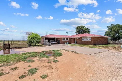 1601 Smith St, Littlefield, TX 79339
