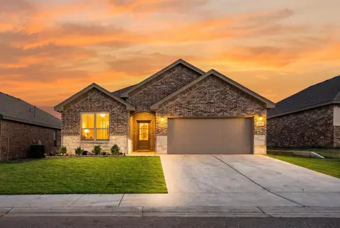 604 E 13th St, Wolfforth, TX 79382