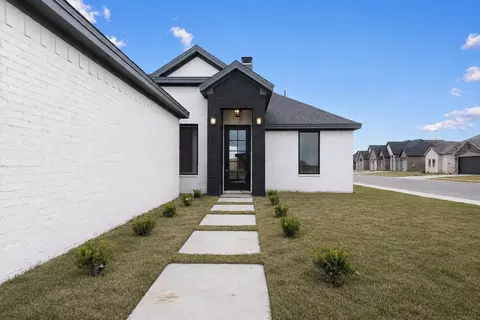 5919 Itasca St, Lubbock, TX 79416
