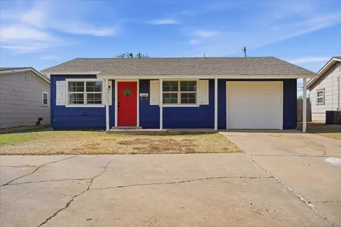 4913 39th St, Lubbock, TX 79414