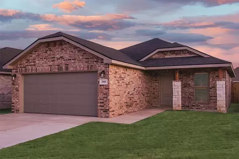 2425 Aberdeen Ave, Wolfforth, TX 79382