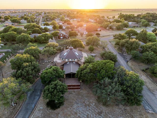 409 Mill Rd, Lubbock, TX 79403