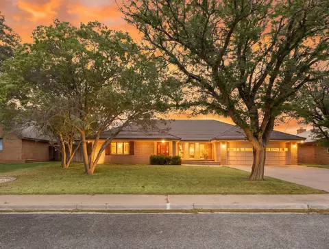 2220 Rice Dr, Levelland, TX 79336