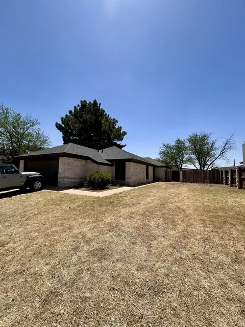 3409 103rd St, Lubbock, TX 79423