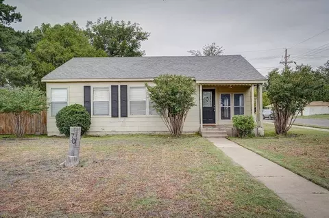 2702 31st St, Lubbock, TX 79410