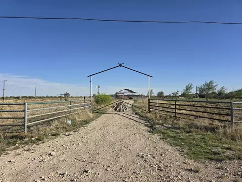 Cr 220-i, Seminole, TX 79360