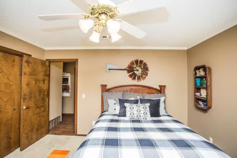 Bedroom - 1304 Jefferson Dr, Plainview, TX 79072 photo 9 of 10