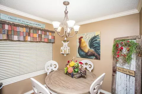 Dining - 1304 Jefferson Dr, Plainview, TX 79072 photo 2 of 2