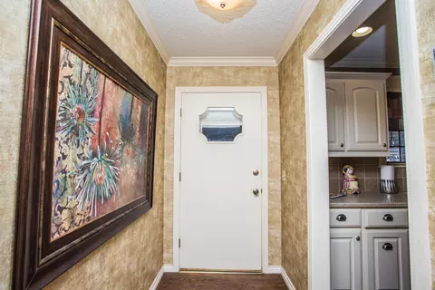 Entry Way - 1304 Jefferson Dr, Plainview, TX 79072 photo 1 of 3