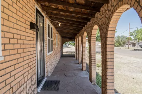 402 E 9th St, Plainview, TX 79072 photo 36