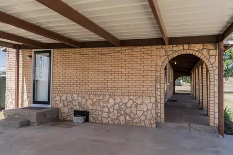 402 E 9th St, Plainview, TX 79072 photo 34
