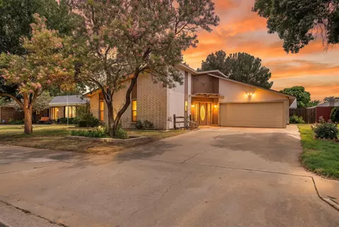 5217 89th St, Lubbock, TX 79424