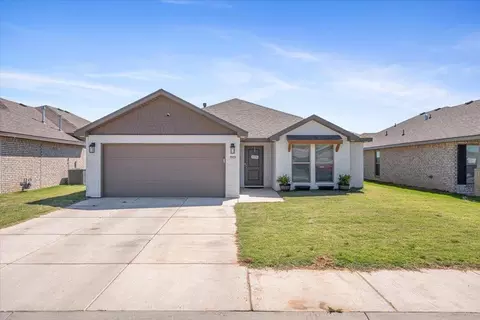 2923 Wausau Ave, Lubbock, TX 79407