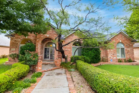 9807 Savannah Ave, Lubbock, TX 79424