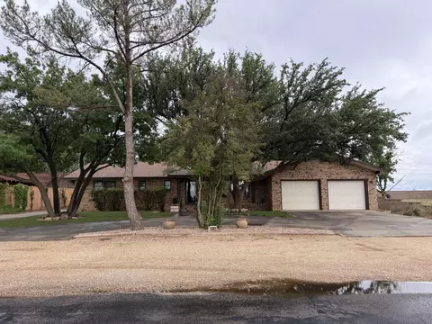 1603 S 8th St, Lamesa, TX 79331