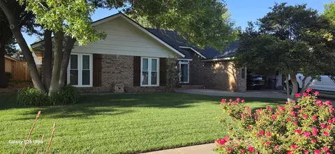 3913 96th St, Lubbock, TX 79423